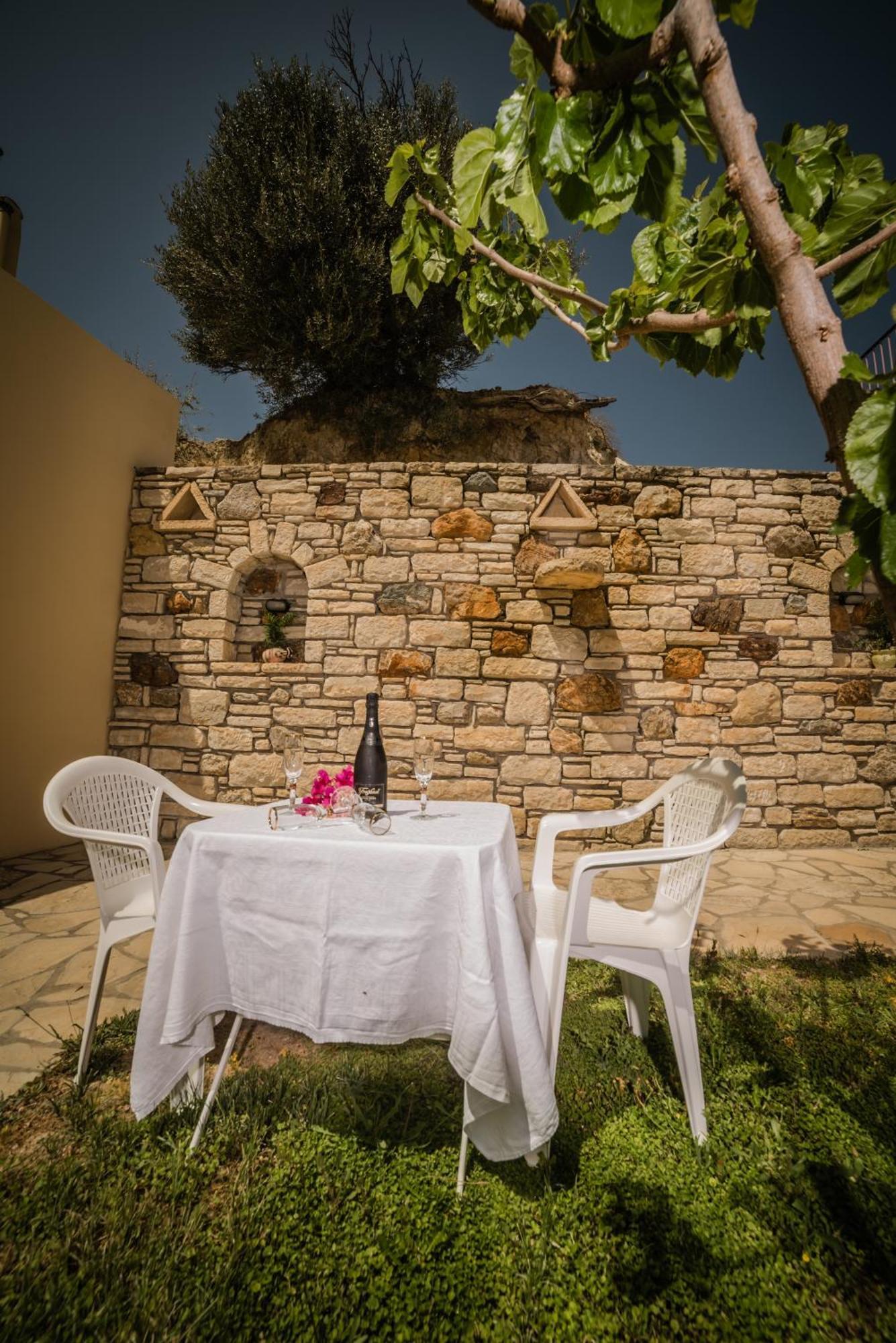 Bodikos Villas & Apartments Пицидия Экстерьер фото
